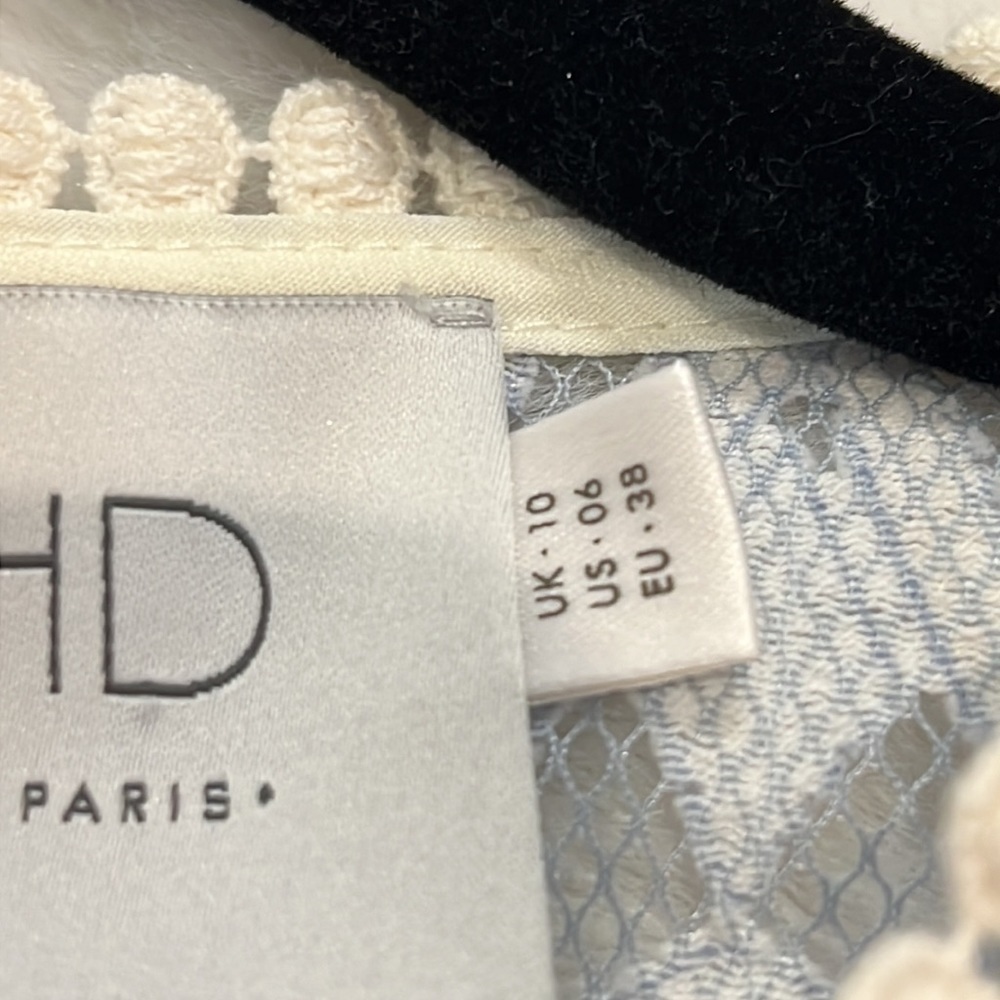 HD in Paris an Anthropology brand blue lace shirt w peplum size 6 - Picture 11 of 14